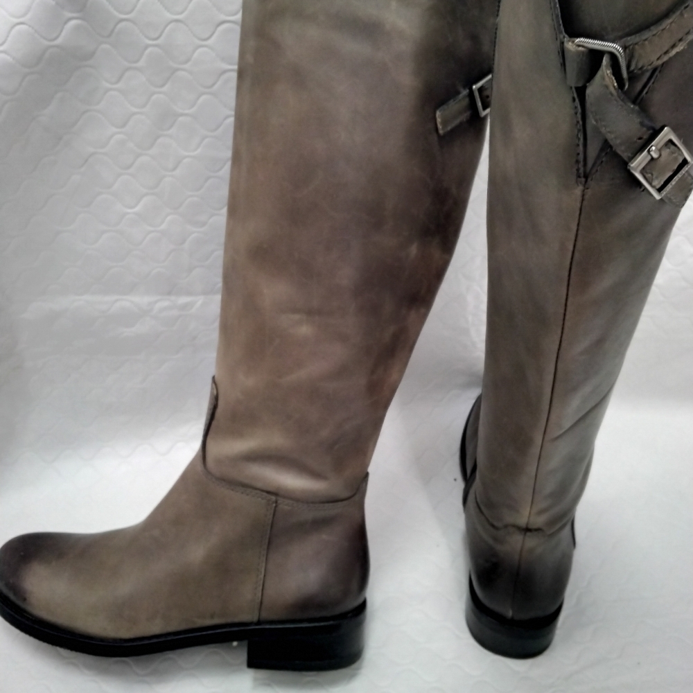 VINCE CAMUTO KADIA 172 Women stone tall boots zipp